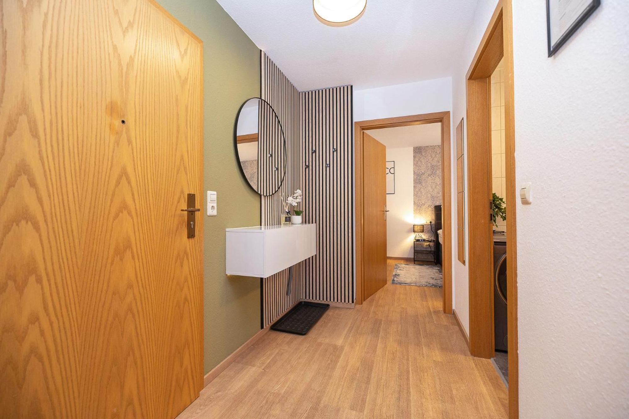 Luxx Home Bc, Zentral - Fuer 4 Personen - Balkon - Parken - Voll Ausgestattete Kueche Biberach an der Riß Dış mekan fotoğraf